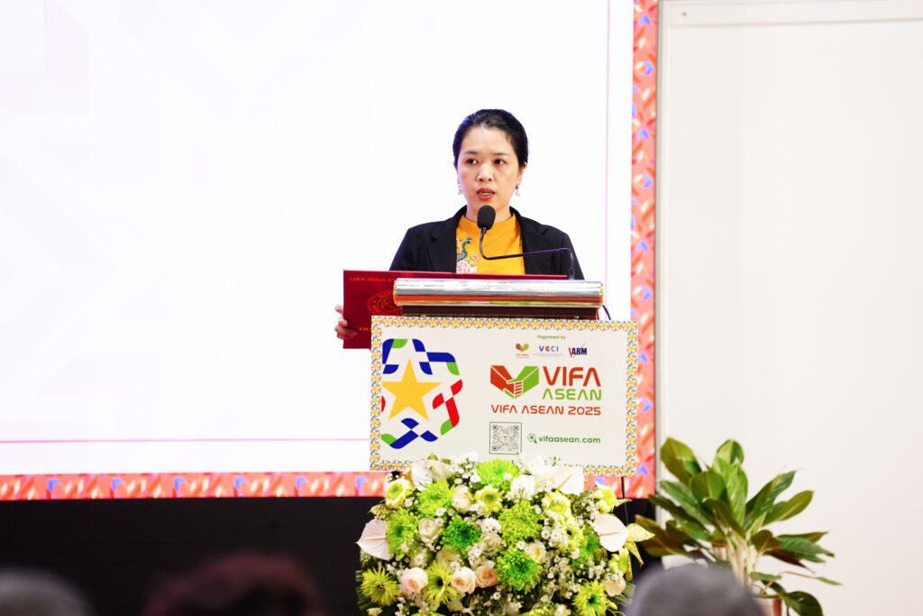 Ky luc Viet Nam
