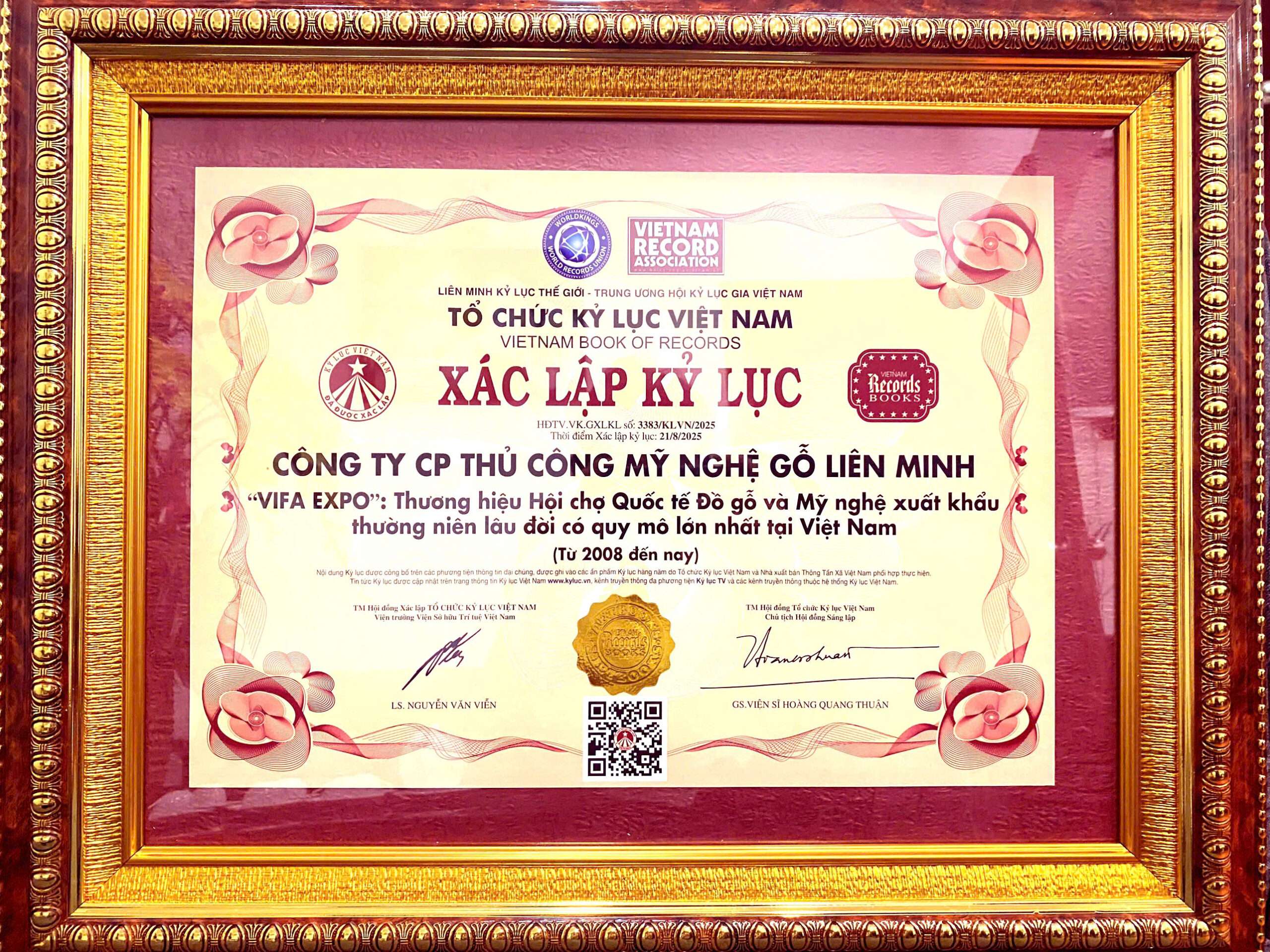 Giay chung nhan ky luc Viet Nam