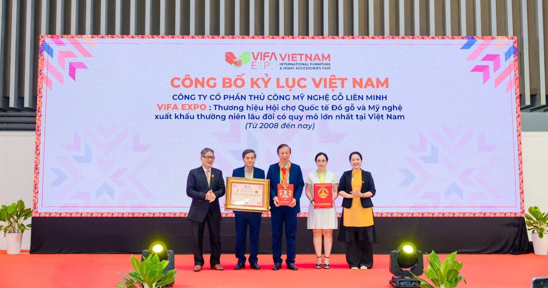 VIFA EXPO OFFICIALLY SETS A VIETNAM RECORD!